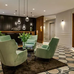 Eye- Boutique Suites, By Bqa מלון